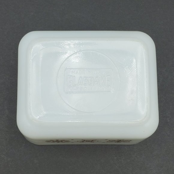 Glasbake White Milk Glass Gold Snowflakes Refrigerator Dish 1 Pint J-258-9 1Pt - Picture 6 of 8